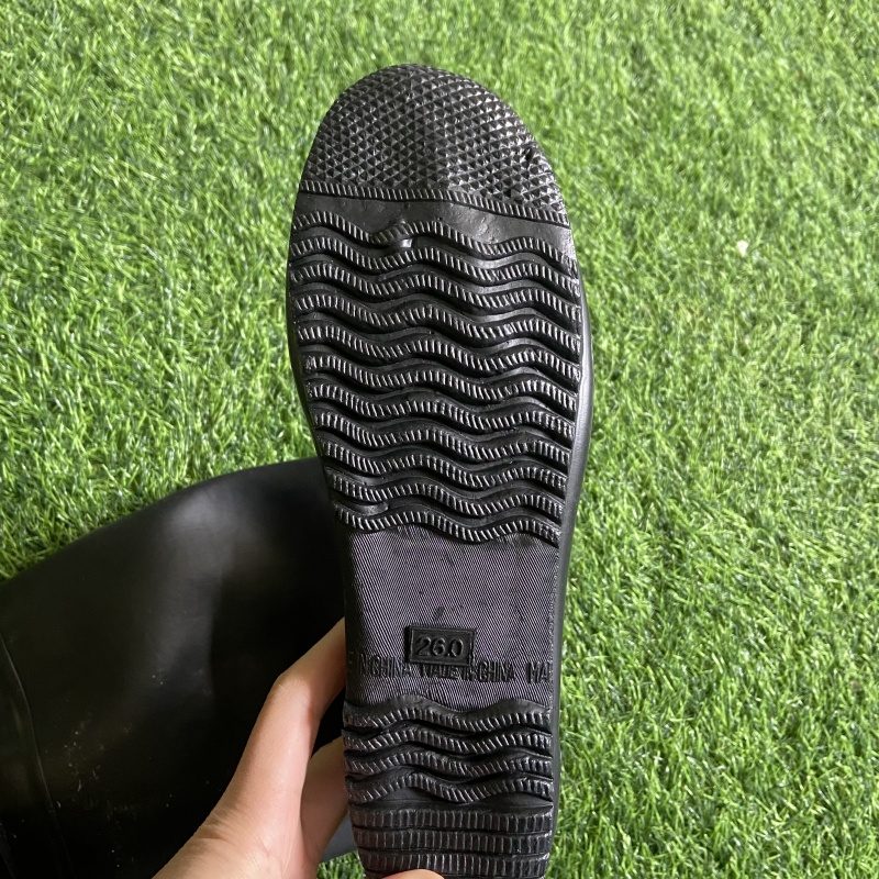 フィリピン向け男女兼用ソフト防水滑り止めゴム製レインブーツ、 - Fishing Boots のレビューと価格